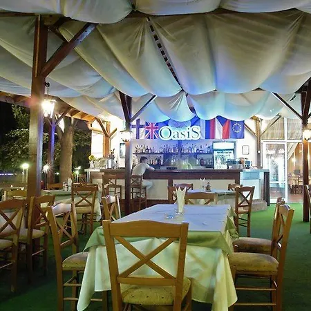 Hotel оазис парк