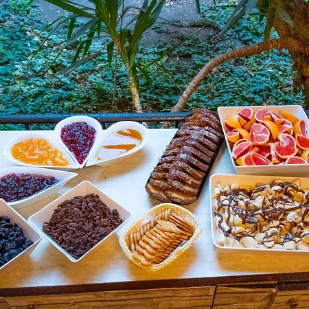 оазис парк Hotel 3*