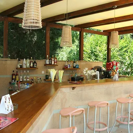 Hotel оазис парк 3*