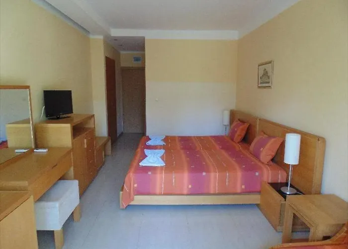 оазис парк Szálloda 3*